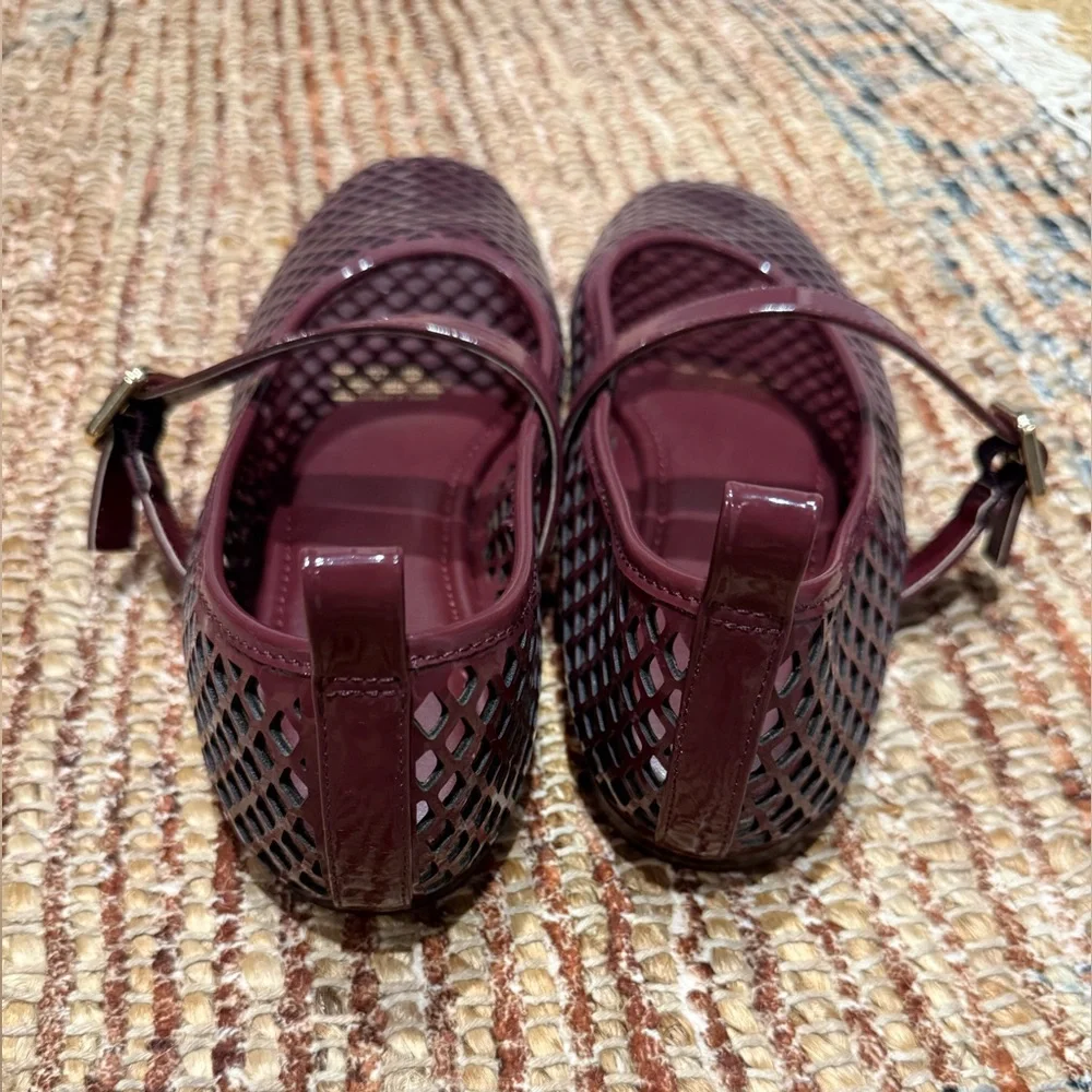 H&M Perforated Mary Jane Ballet Flats - Burgundy - Size 9 - Picture 5 of 6